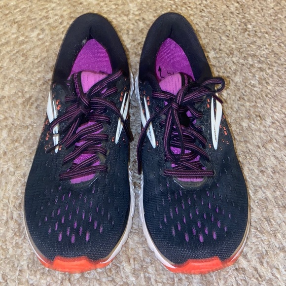 Brooks Running Shoes - Picture 1 of 3